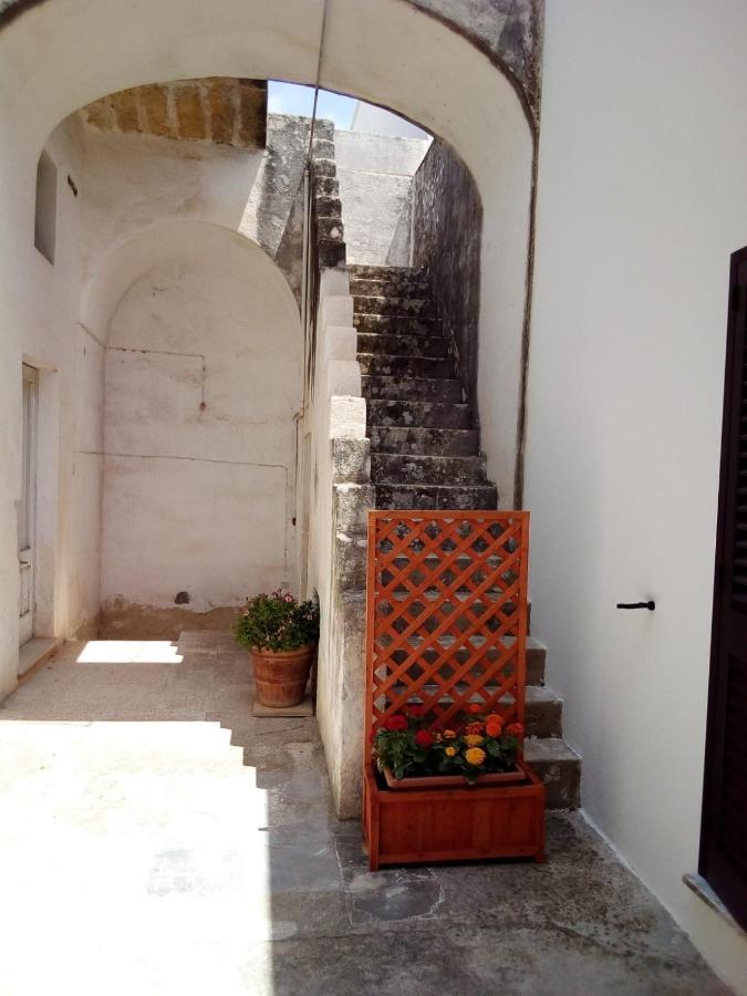 Cortile Calinea Acomodação com café da manhã Castrignano del Capo Exterior foto