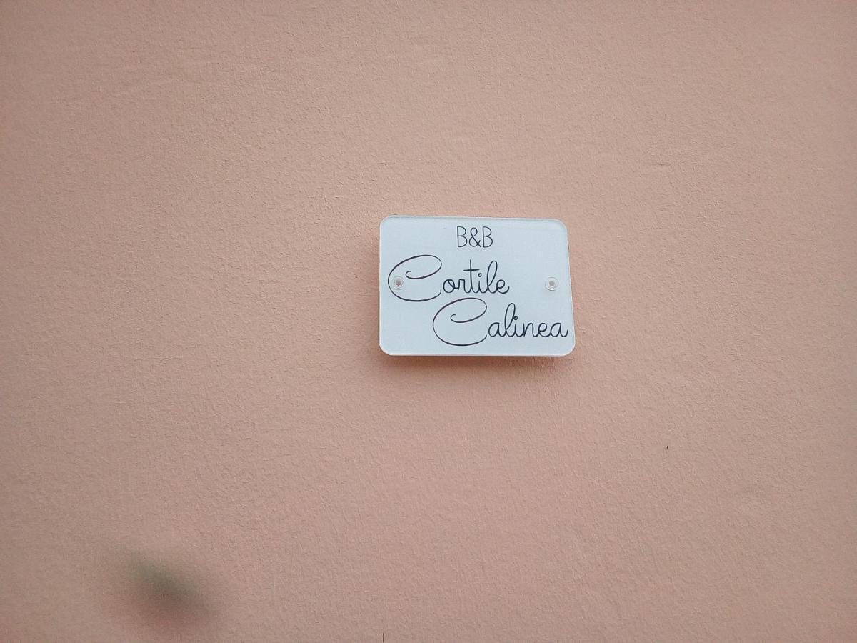 Cortile Calinea Acomodação com café da manhã Castrignano del Capo Exterior foto